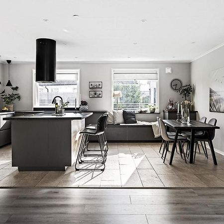 Harlig Villa I Savedalen 10 Min Till Goteborg Exteriör bild